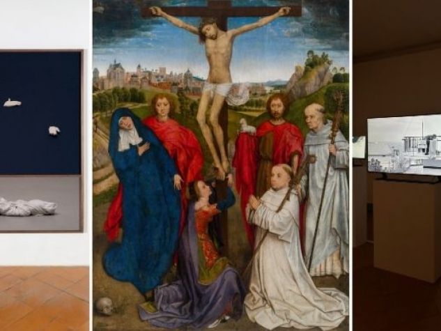 La Crocifissione di Memling circondata dalle opere dei quattro artisti contemporanei in mostra al Museo Diocesano di Milano.