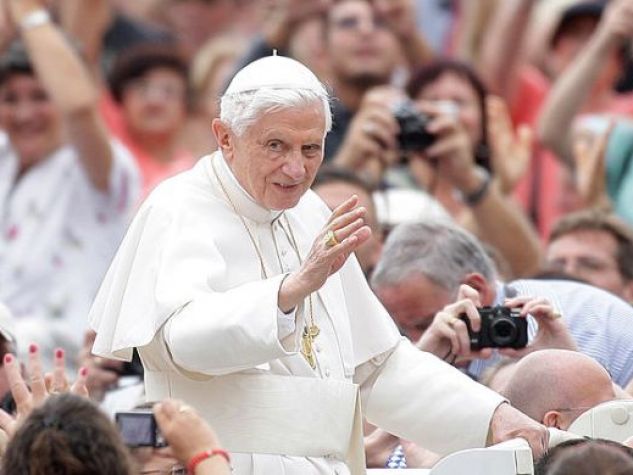 Benedetto XVI in Vaticano nel 2012.