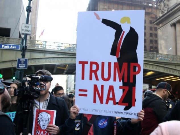 contestazioni contro la politica di Trump