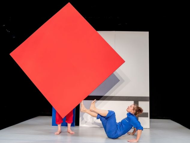 una scena di Bli-blip, del tedesco Theaterhaus Ensemble