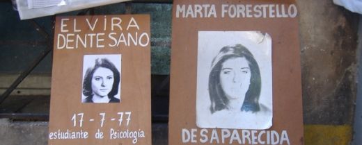 Manifestazione a Buenos Aires in ricordo delle vittime della dittatura di Videla in Argentina.