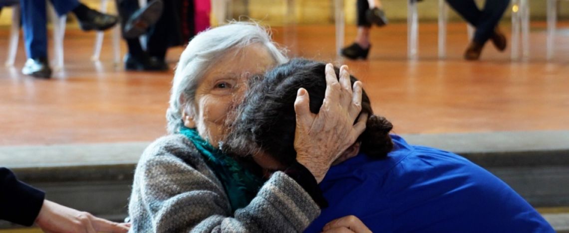 Caro amico, ti scrivo Caro amico, ti scrivo