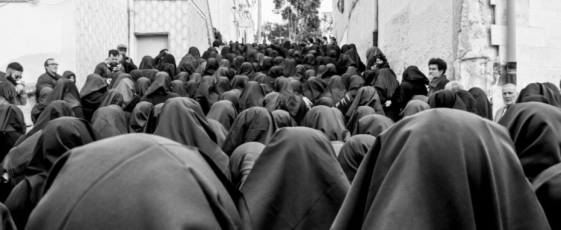 Il grande canto delle donne senza volto