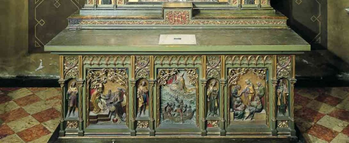 Particolare dell'altare in legno della cappella di San Leopoldo d’Austria, in Basilica del Santo, a Padova.