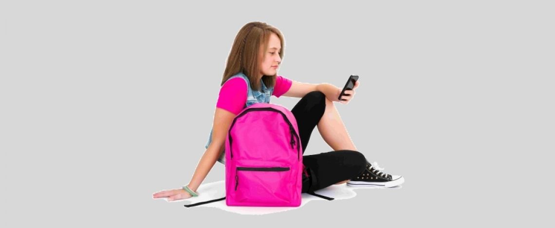 Cellulari a scuola, il dibattito è aperto