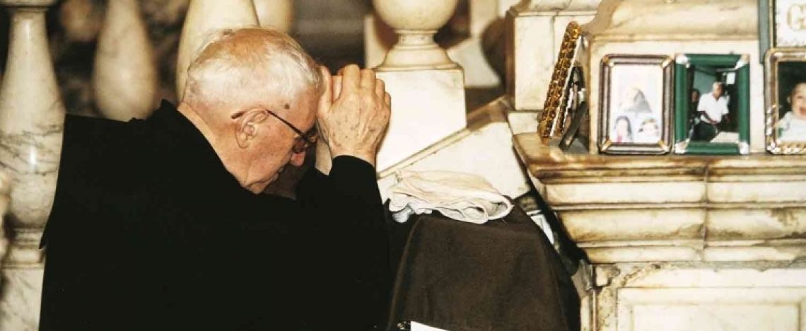 Come si mantengono i frati?