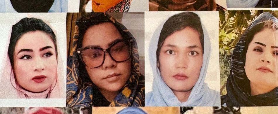 alcune delle donne afghane la cui testimonianza è raccolta nel libro Fuorché il silenzio alcune delle donne afghan