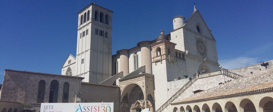 trentesimo dello Spirito di Assisi, piazza san Francesco pronta a ospitare la preghiera interreligiosa